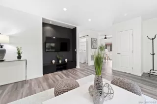 Photo #4: 240013386 Listing 