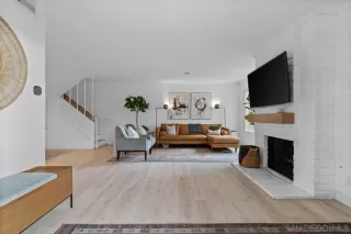 Photo #4: 240013410 Listing