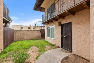 Photo #2: 240013414 Listing