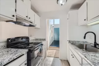 Photo #1: 240013423 Listing