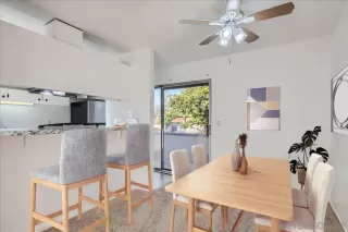 Photo #3: 240013423 Listing