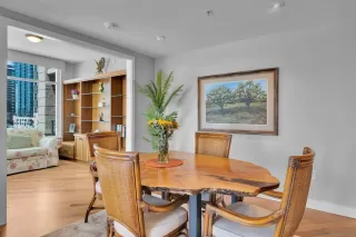 Photo #6: 240013446 Listing 