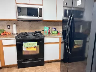 Photo #2: 240013481 Listing