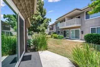 Photo #3: 240013510 Listing