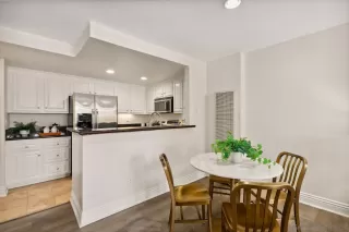 Photo #4: 240013538 Listing 