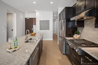 Photo #4: 240013554 Listing