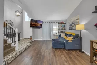 Photo #4: 240013596 Listing 