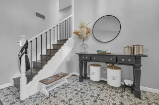 Photo #5: 240013596 Listing 