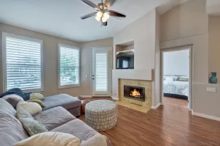 Photo #4: 240013616 Listing 