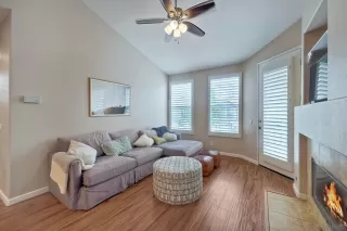 Photo #5: 240013616 Listing 