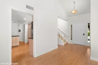 Photo #4: 240013631 Listing 