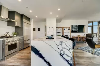 Photo #5: 240013647 Listing