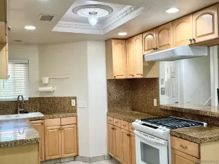 Photo #6: 240013658 Listing 