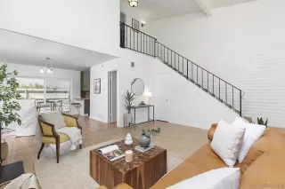 Photo #3: 240013689 Listing 