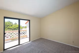 Photo #2: 240013696 Listing 