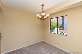 Photo #3: 240013696 Listing 