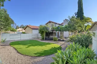 Photo #1: 240013703 Listing