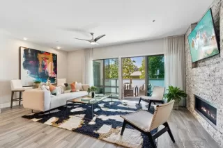 Photo #4: 240013731 Listing