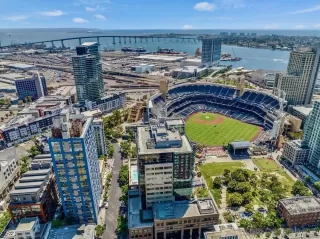 Photo #1: 240013732 Listing