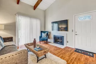 Photo #2: 240013734 Listing