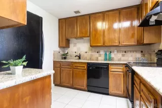 Photo #6: 240013772 Listing