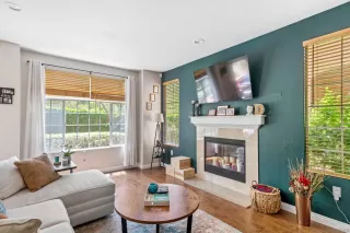 Photo #1: 240013821 Listing