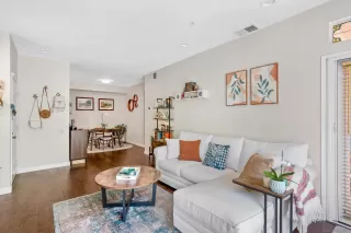 Photo #6: 240013821 Listing