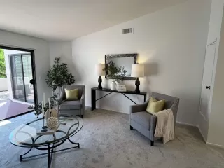 Photo #1: 240013827 Listing 