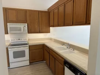 Photo #6: 240013827 Listing 