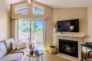 Photo #1: 240013863 Listing