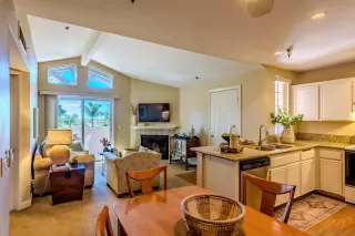 Photo #3: 240013863 Listing