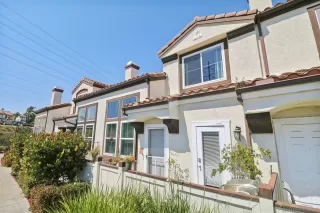 Photo #1: 240013864 Listing