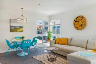 Photo #3: 240013882 Listing