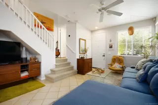 Photo #2: 240013897 Listing