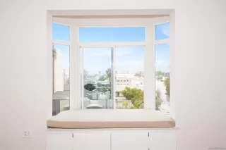 Photo #3: 240013903 Listing 