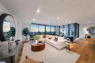 Photo #1: 240013932 Listing 