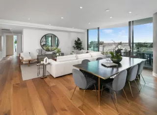 Photo #2: 240013932 Listing 