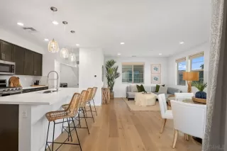 Photo #3: 240013938 Listing 