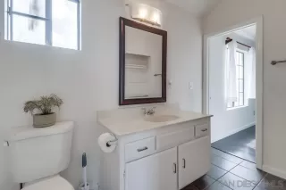 Photo #1: 240013946 Listing