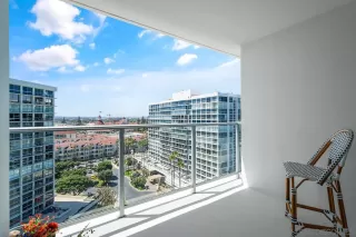 Photo #2: 240013994 Listing