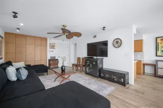 Photo #5: 240013994 Listing