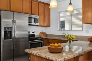 Photo #2: 240014015 Listing 