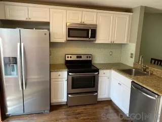 Photo #2: 240014042 Listing 