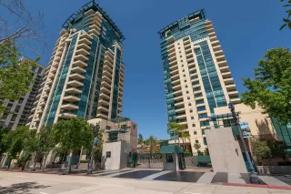 Photo #1: 240014077 Listing