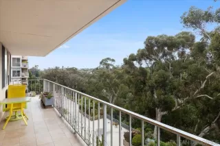 Photo #3: 240014080 Listing