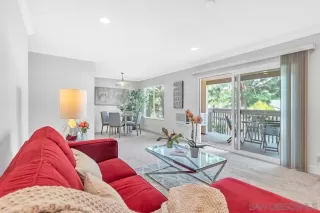 Photo #5: 240014204 Listing