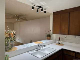 Photo #2: 240014260 Listing