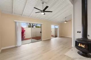 Photo #3: 240014321 Listing 