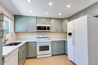 Photo #2: 240014329 Listing