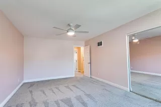 Photo #5: 240014329 Listing